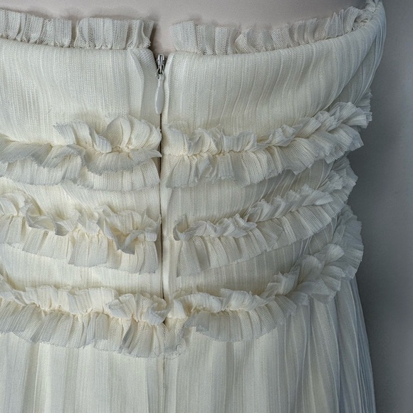 Gorgeous JS Collections Off White Pleated Halter Midi Dress Like New Size 6 - Picture 9 of 13